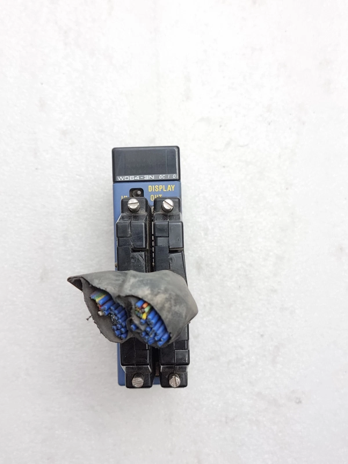 Yushin F3WD64 DC Input Transistor Output Plc Module (Used Working)F3WD64 WD64-3N